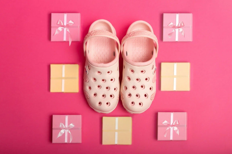 Как продавать летнюю обувь?